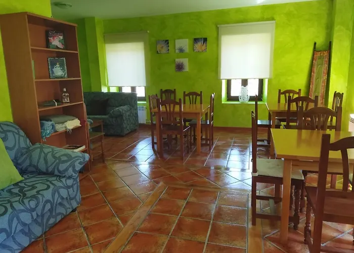 Valle De Tobalina 호스텔